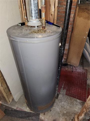 122 Cordova Street, Syracuse, NY 13205