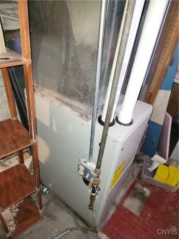 122 Cordova Street, Syracuse, NY 13205