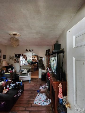 122 Cordova Street, Syracuse, NY 13205