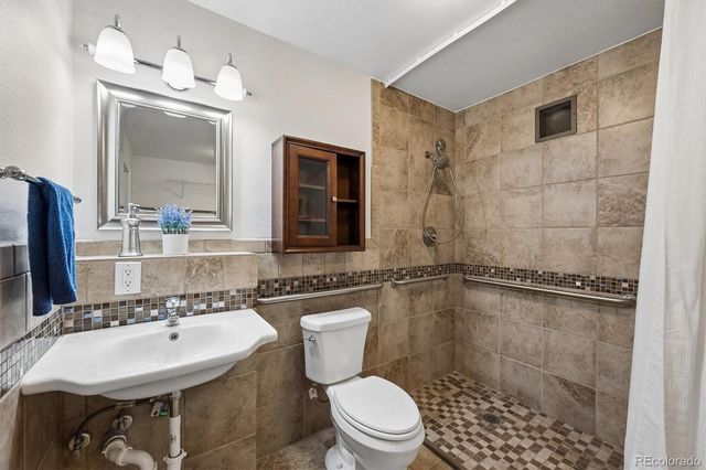 755 S Clinton Street 6A, Denver, CO 80247