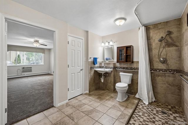 755 S Clinton Street 6A, Denver, CO 80247