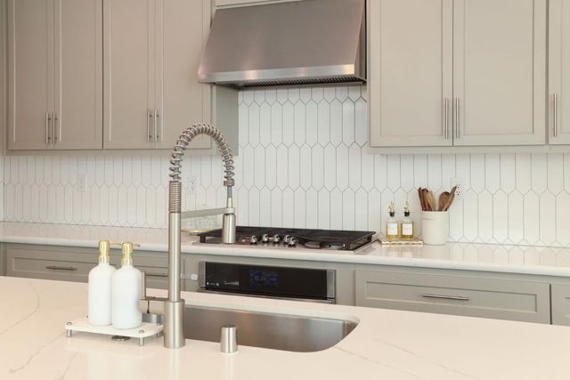 98 E Calder Dr, Mountain House, CA 95391