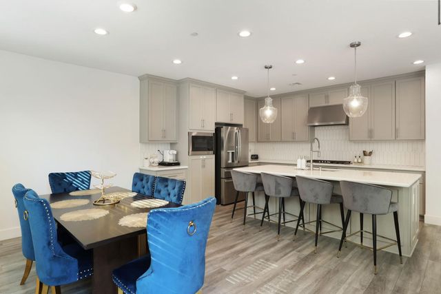 98 E Calder Dr, Mountain House, CA 95391