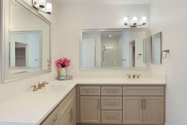 98 E Calder Dr, Mountain House, CA 95391