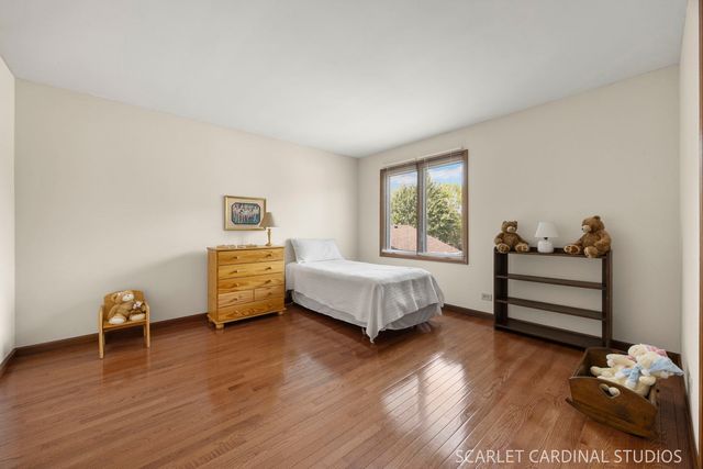 519 Calduto Circle, Villa Park, IL 60181