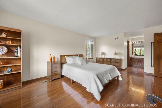 519 Calduto Circle, Villa Park, IL 60181