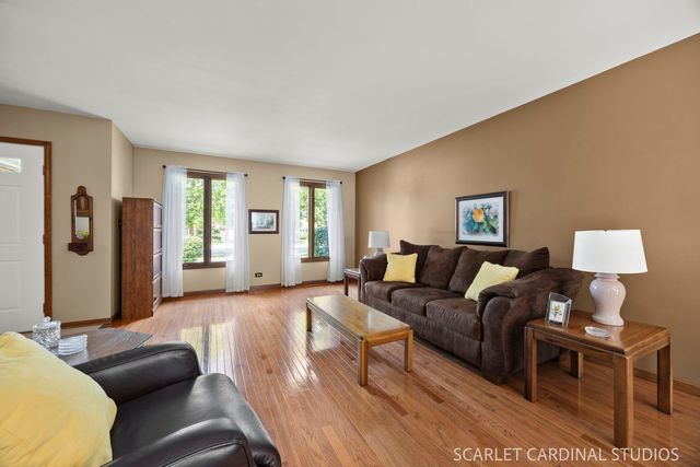 519 Calduto Circle, Villa Park, IL 60181