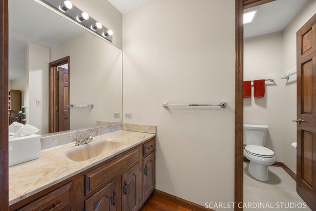 519 Calduto Circle, Villa Park, IL 60181