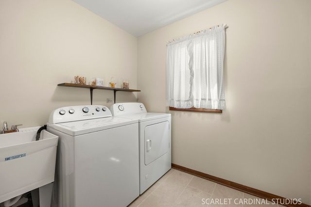 519 Calduto Circle, Villa Park, IL 60181