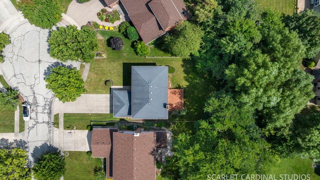 519 Calduto Circle, Villa Park, IL 60181