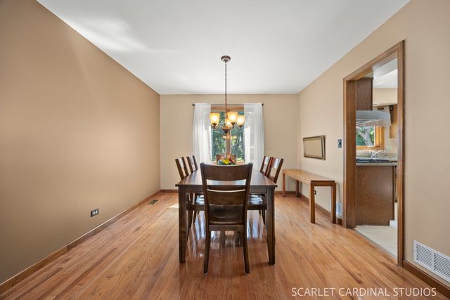 519 Calduto Circle, Villa Park, IL 60181
