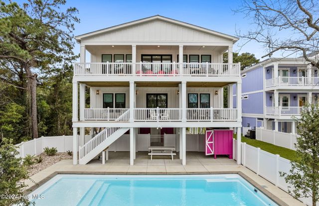 100 SE 66th Street, Oak Island, NC 28465