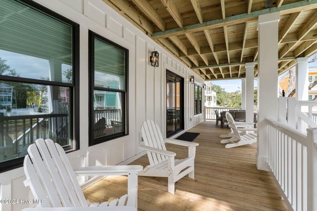 100 SE 66th Street, Oak Island, NC 28465