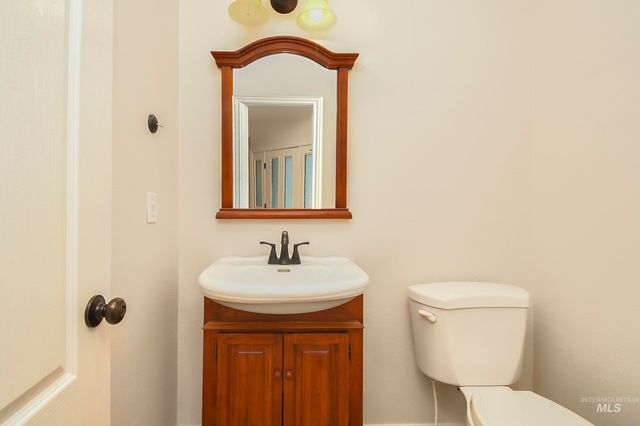 16860 N Darmady Loop, Nampa, ID 83687