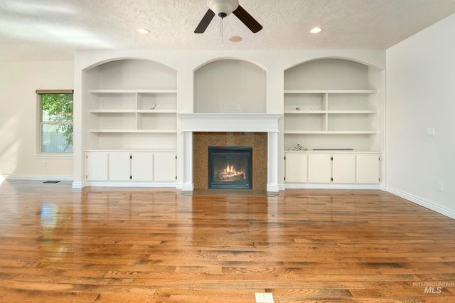 16860 N Darmady Loop, Nampa, ID 83687