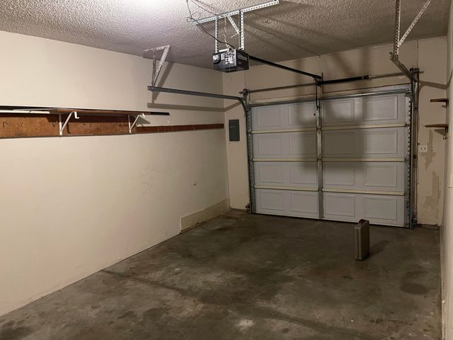 1631 E Lark Street, Springfield, MO 65804