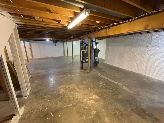 1631 E Lark Street, Springfield, MO 65804