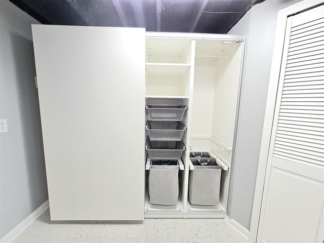 2545 Woodmont Drive, Canton, MI 48188