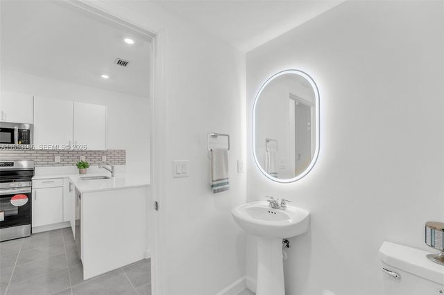 2425 SE 28TH DR 2425, Homestead, FL 33035