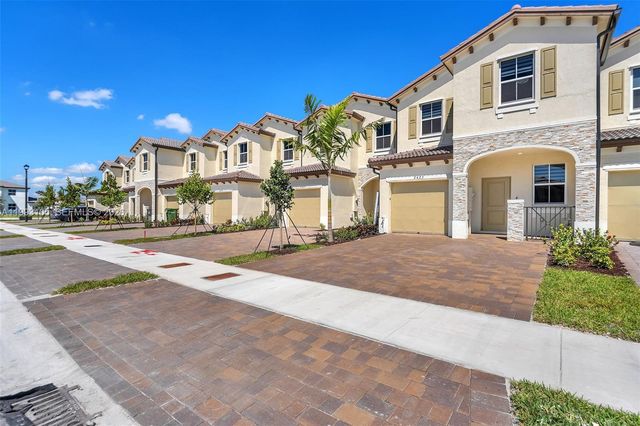 2425 SE 28TH DR 2425, Homestead, FL 33035