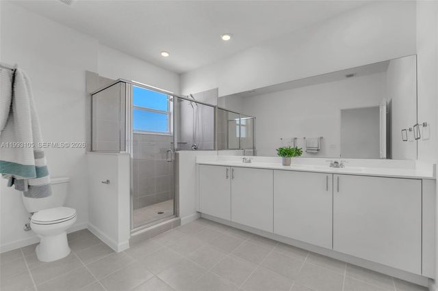 2425 SE 28TH DR 2425, Homestead, FL 33035