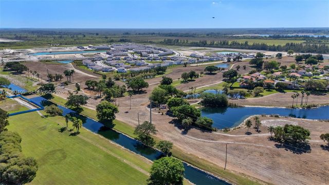 2425 SE 28TH DR 2425, Homestead, FL 33035