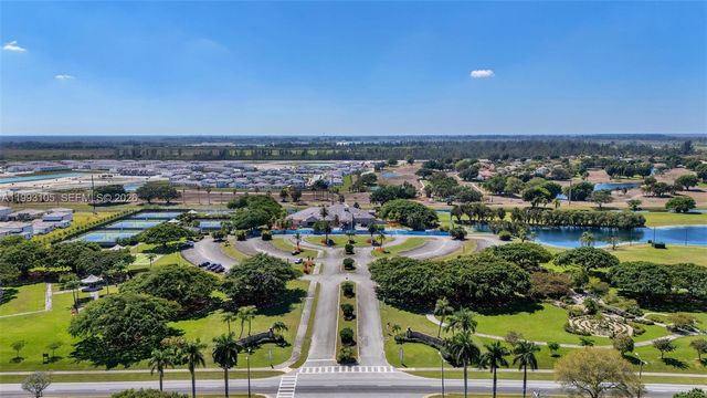 2425 SE 28TH DR 2425, Homestead, FL 33035