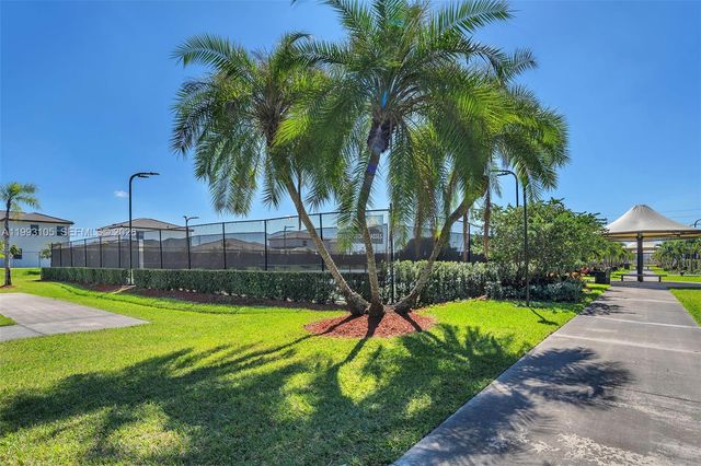 2425 SE 28TH DR 2425, Homestead, FL 33035