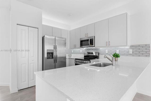 2425 SE 28TH DR 2425, Homestead, FL 33035