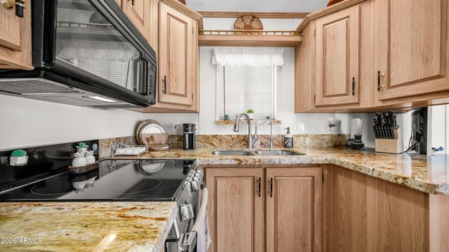 261 Cinnabar Drive, Apache Junction, AZ 85119