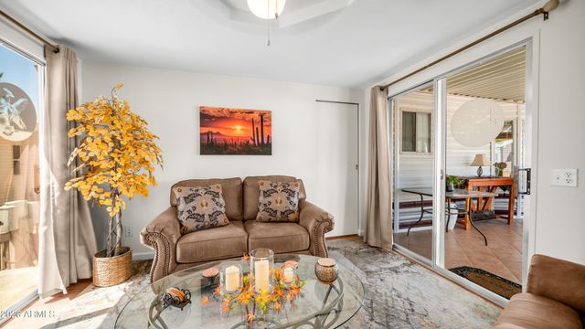 261 Cinnabar Drive, Apache Junction, AZ 85119