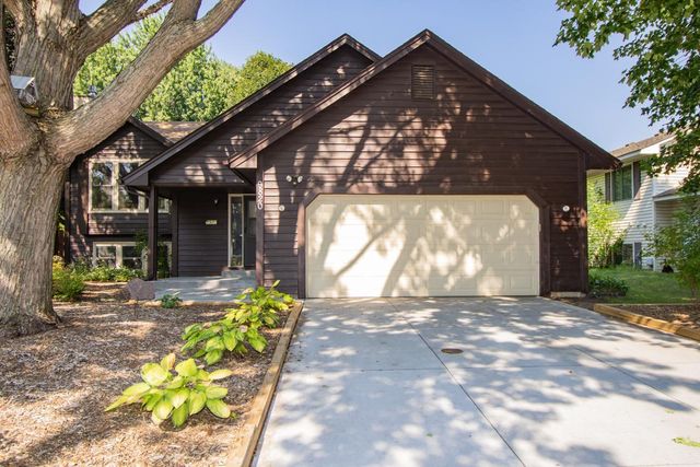 9820 Pierce Street NE, Blaine, MN 55434