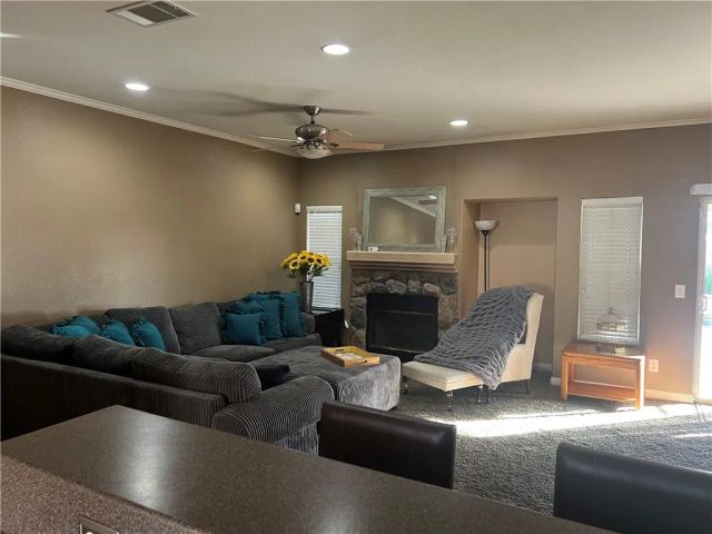 1800 Windermere Drive, Lancaster, CA 93534