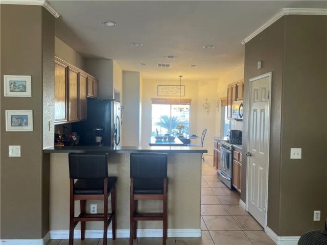 1800 Windermere Drive, Lancaster, CA 93534