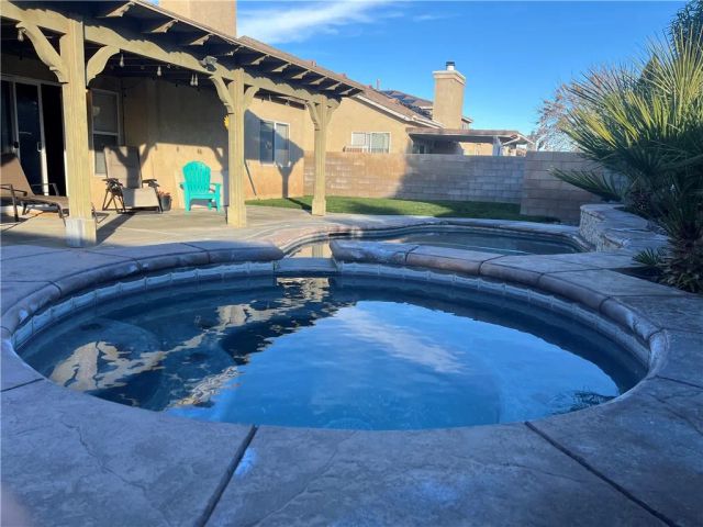 1800 Windermere Drive, Lancaster, CA 93534