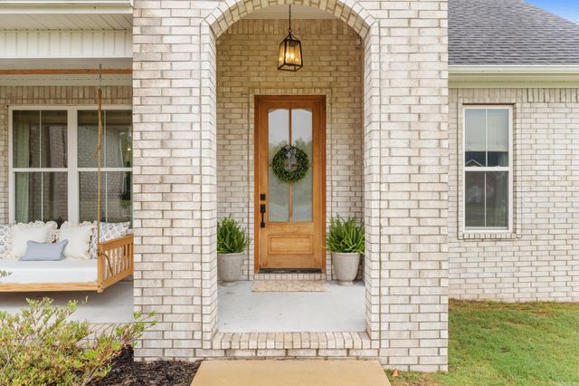11 River Circle, Mayflower, AR 72106