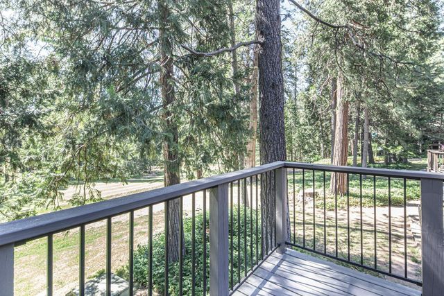 1140 Fairway Ct, Murphys, CA 95247