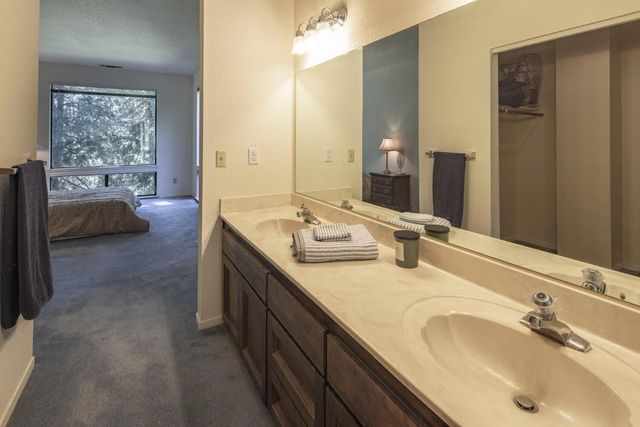 1140 Fairway Ct, Murphys, CA 95247