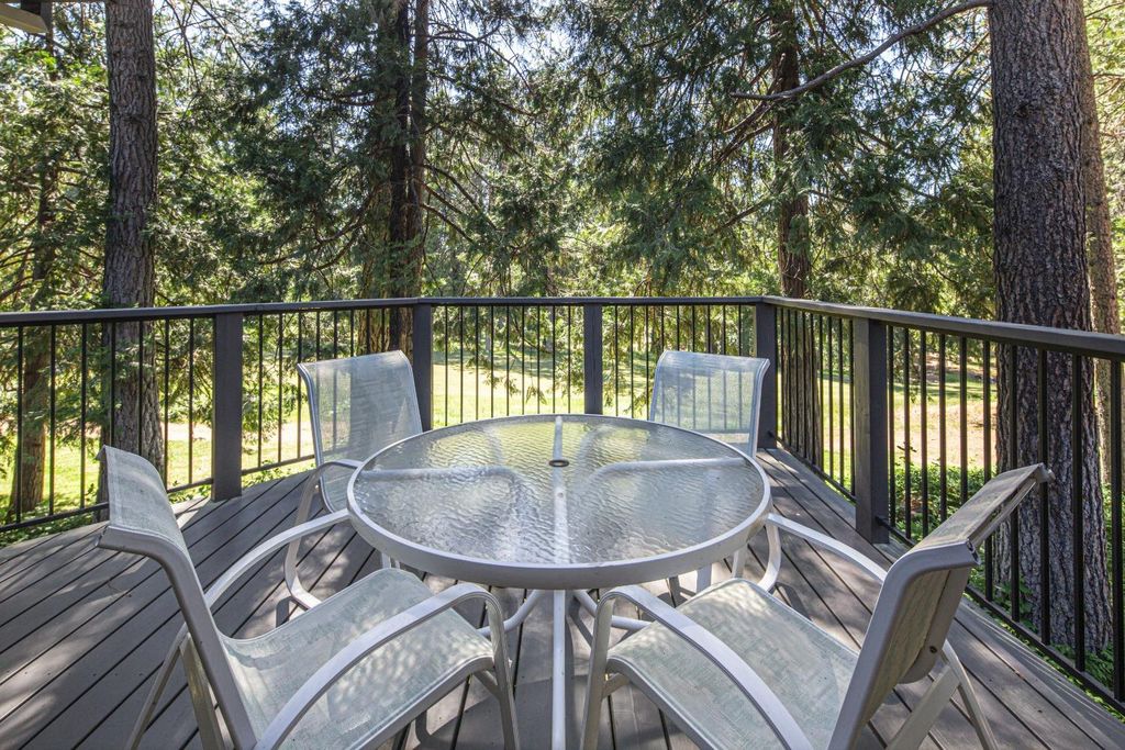 1140 Fairway Ct, Murphys, CA 95247