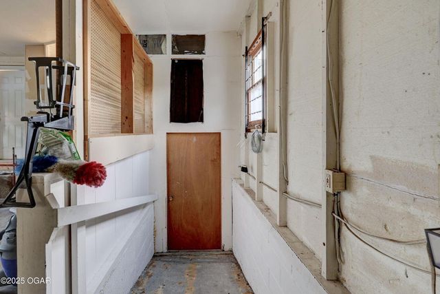 421 E 14th Street, Carthage, MO 64836