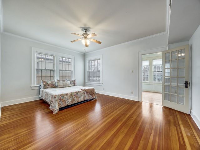 701 Market Street E, Honey Grove, TX 75446