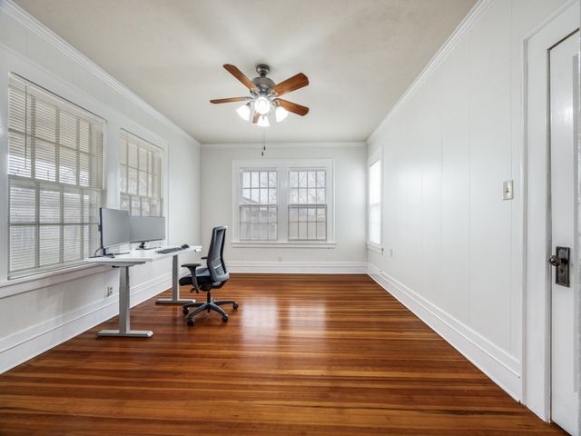 701 Market Street E, Honey Grove, TX 75446