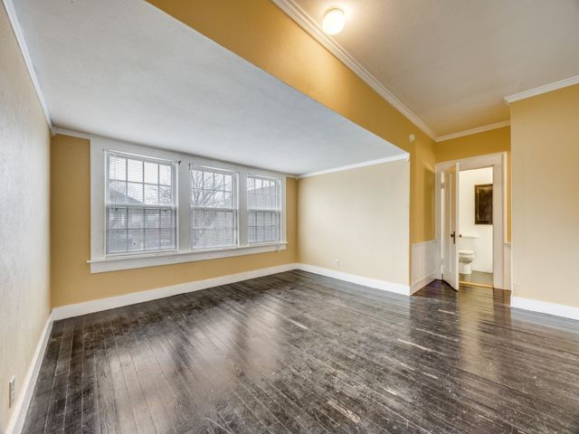 701 Market Street E, Honey Grove, TX 75446