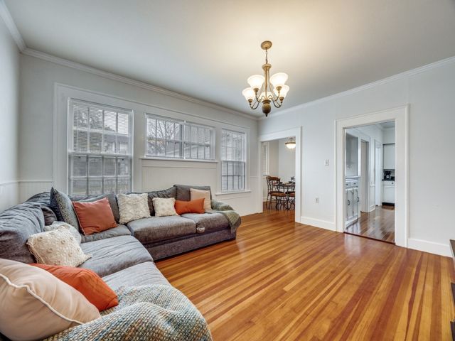 701 Market Street E, Honey Grove, TX 75446