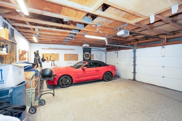 19 Harbourside Rd 19, Quincy, MA 02171