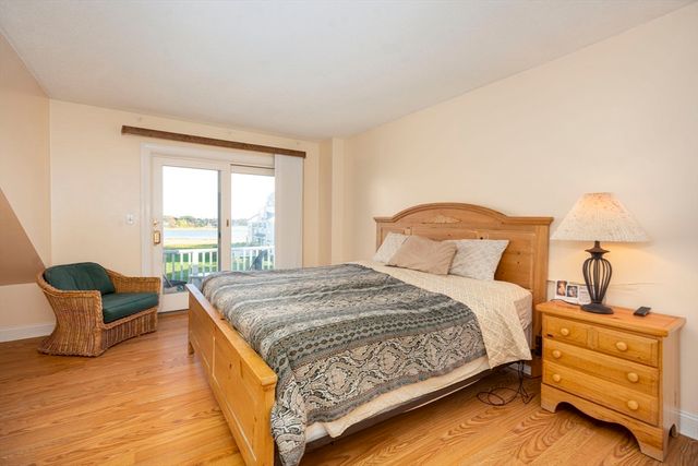 19 Harbourside Rd 19, Quincy, MA 02171