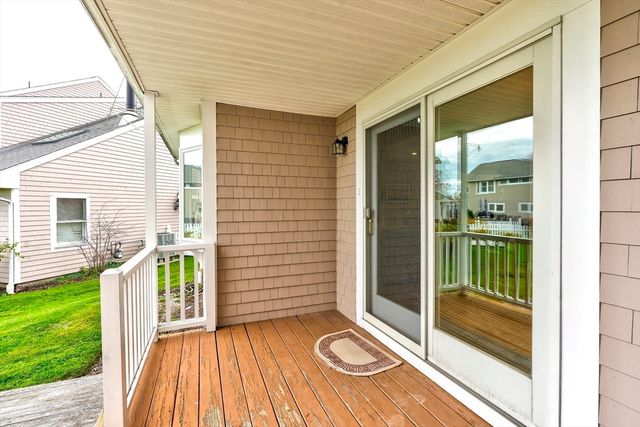 19 Harbourside Rd 19, Quincy, MA 02171