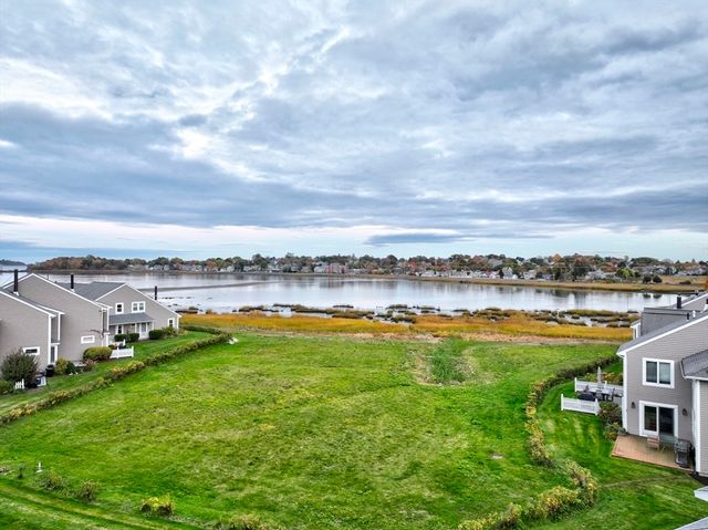 19 Harbourside Rd 19, Quincy, MA 02171