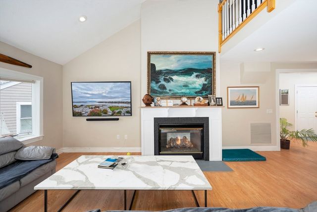 19 Harbourside Rd 19, Quincy, MA 02171