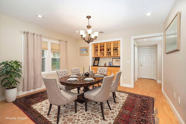 19 Harbourside Rd 19, Quincy, MA 02171